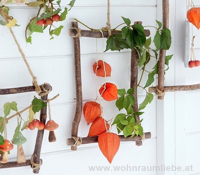Herbstliche Wanddeko aus Naturmaterialien selbermachen